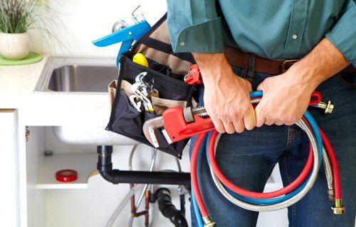 residential-plumbing-technician-performing-leak-repairs-in-hyde-park prompt-leak-detection-service-being-performed-in-hyde-park